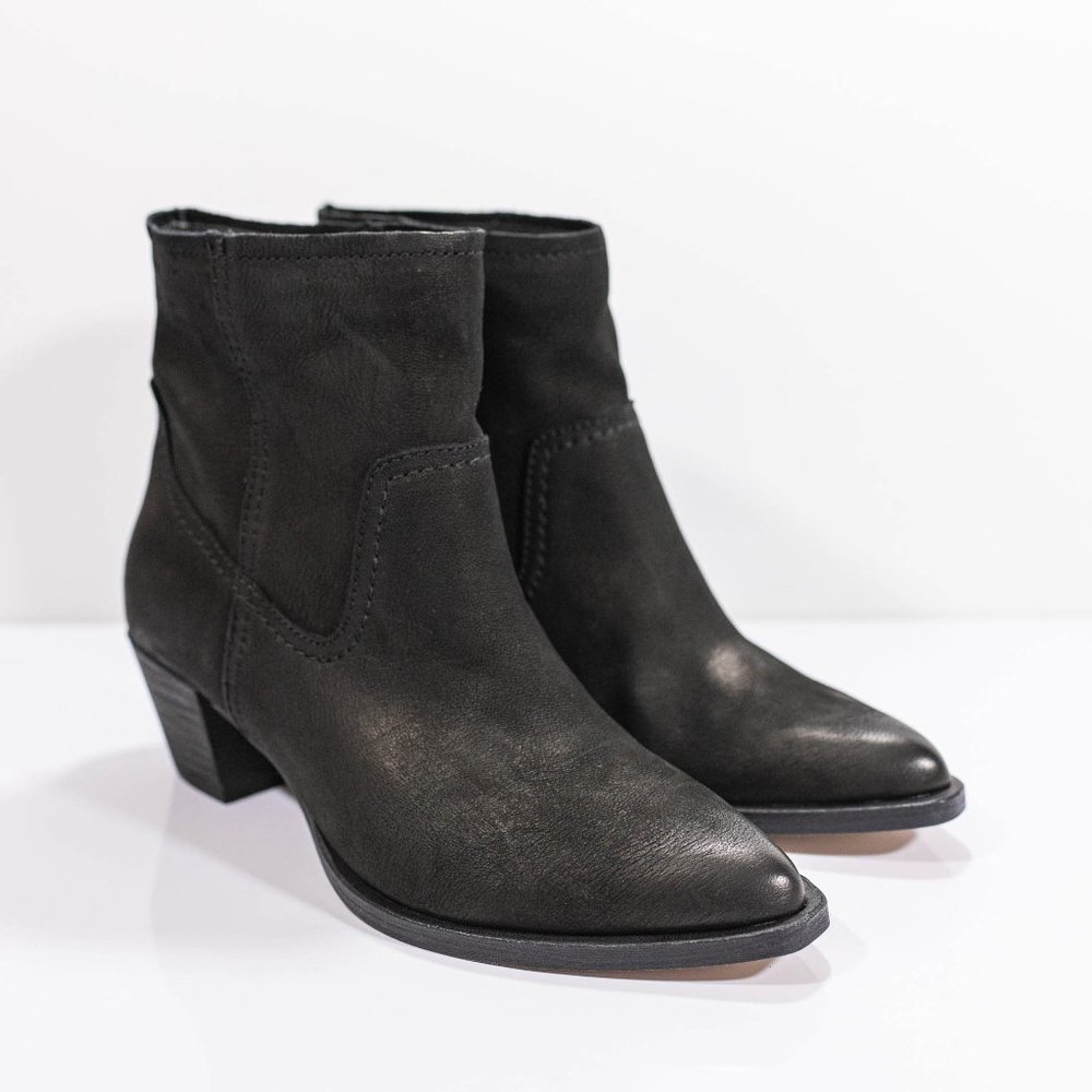 Dolce Vita Kodi Western Bootie - Picture 2 of 13